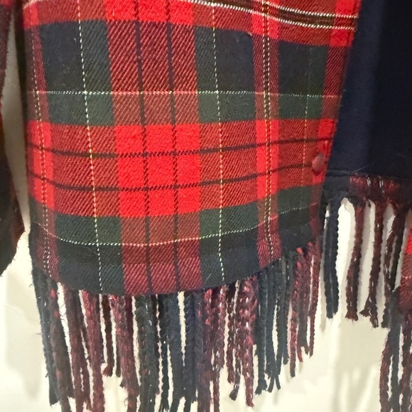 Zara Red and Green  Fringe Coat size S - Picture 2 of 6